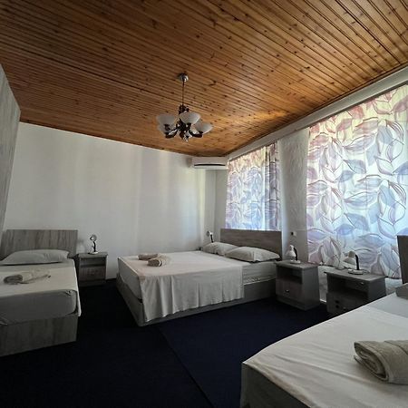 Onetwosleep Guesthouse Shkodër Exterior foto