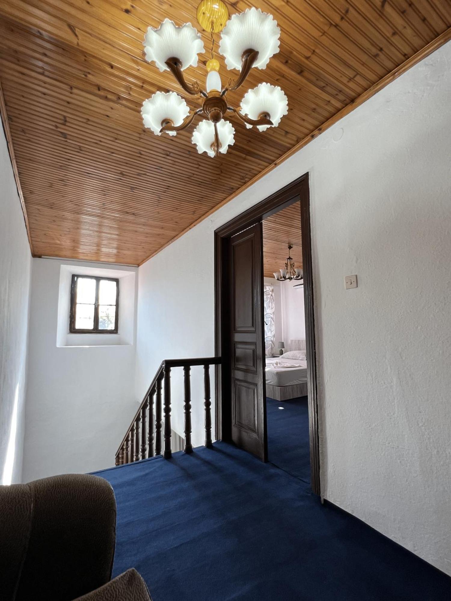 Onetwosleep Guesthouse Shkodër Exterior foto