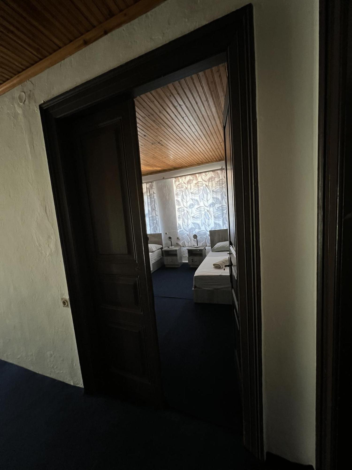 Onetwosleep Guesthouse Shkodër Exterior foto